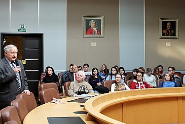 Александру Родимцеву посвящается